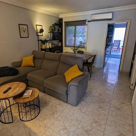 Acogedor Apartamento Y Parking Madrid Luaran gambar